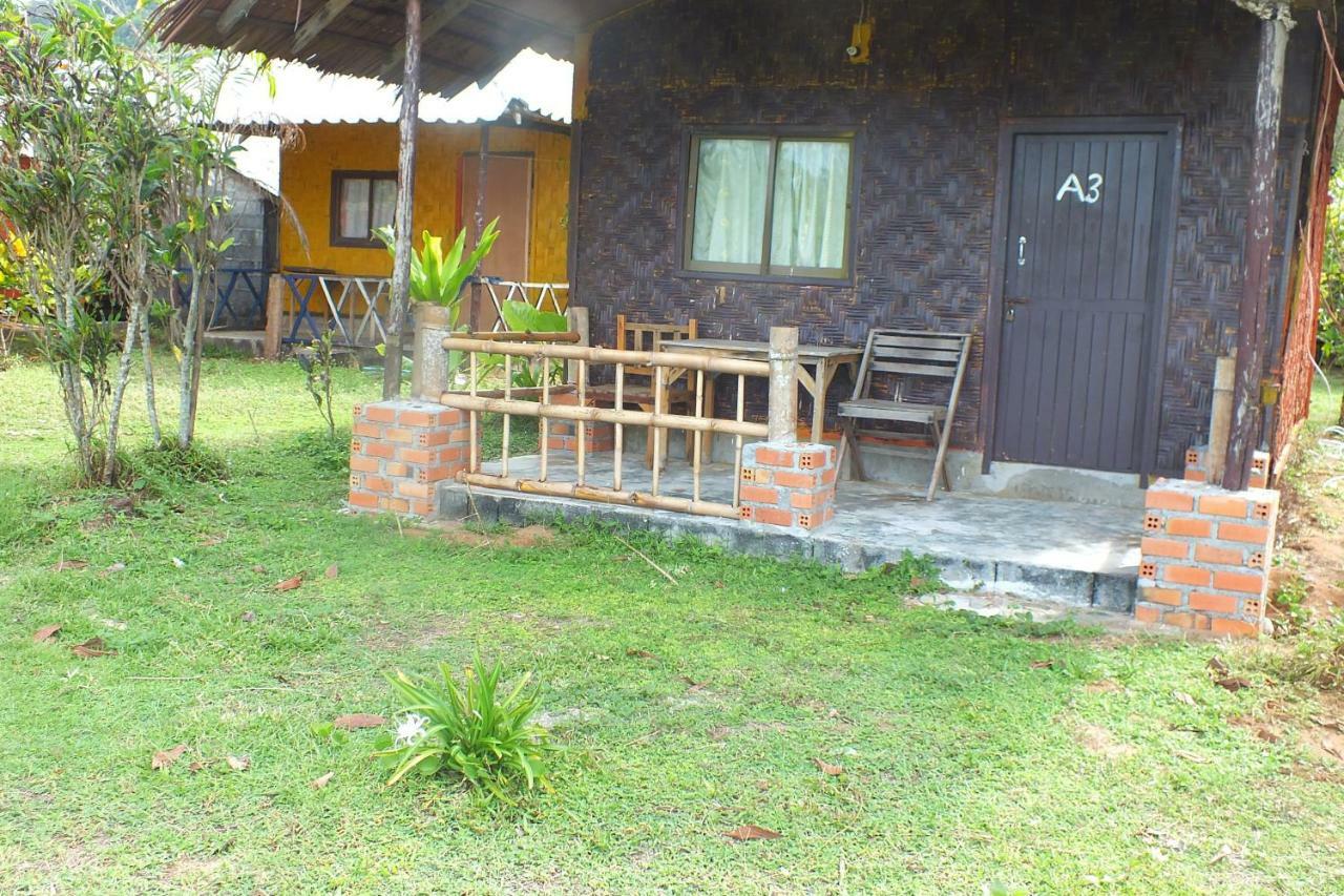 Klong Jark Bungalows Koh Lanta Exterior photo